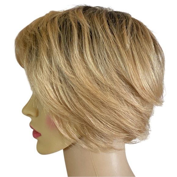 Honey Blonde Tapered Pixie Bob Dark Roots Synthetic Wig Feminine One Size Chic - Picture 7 of 14